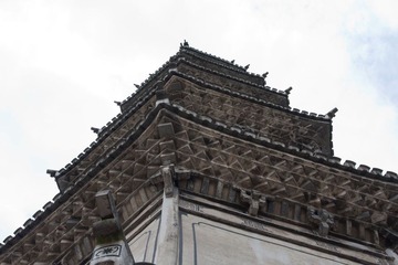 塔一角