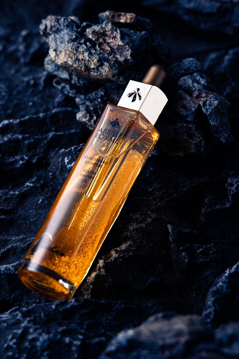 娇兰帝皇蜂姿黄金复原蜜 abeille royale youth watery oil 很多人