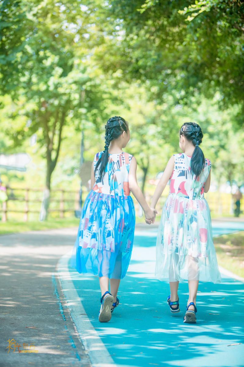 双生花双胞胎姐妹