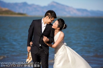 3伊视觉摄影Simon-20120928-0232人生最宝贵的不是你拥有的物质，而是陪伴在你身边的人。拥有善良清灵的心，开心地