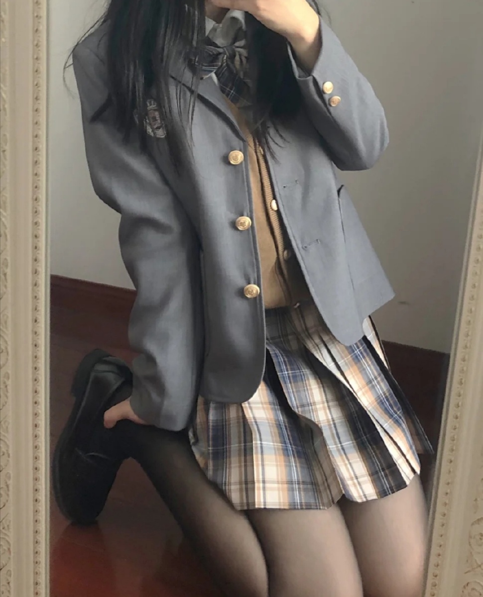 黑丝jk有学姐那感觉了