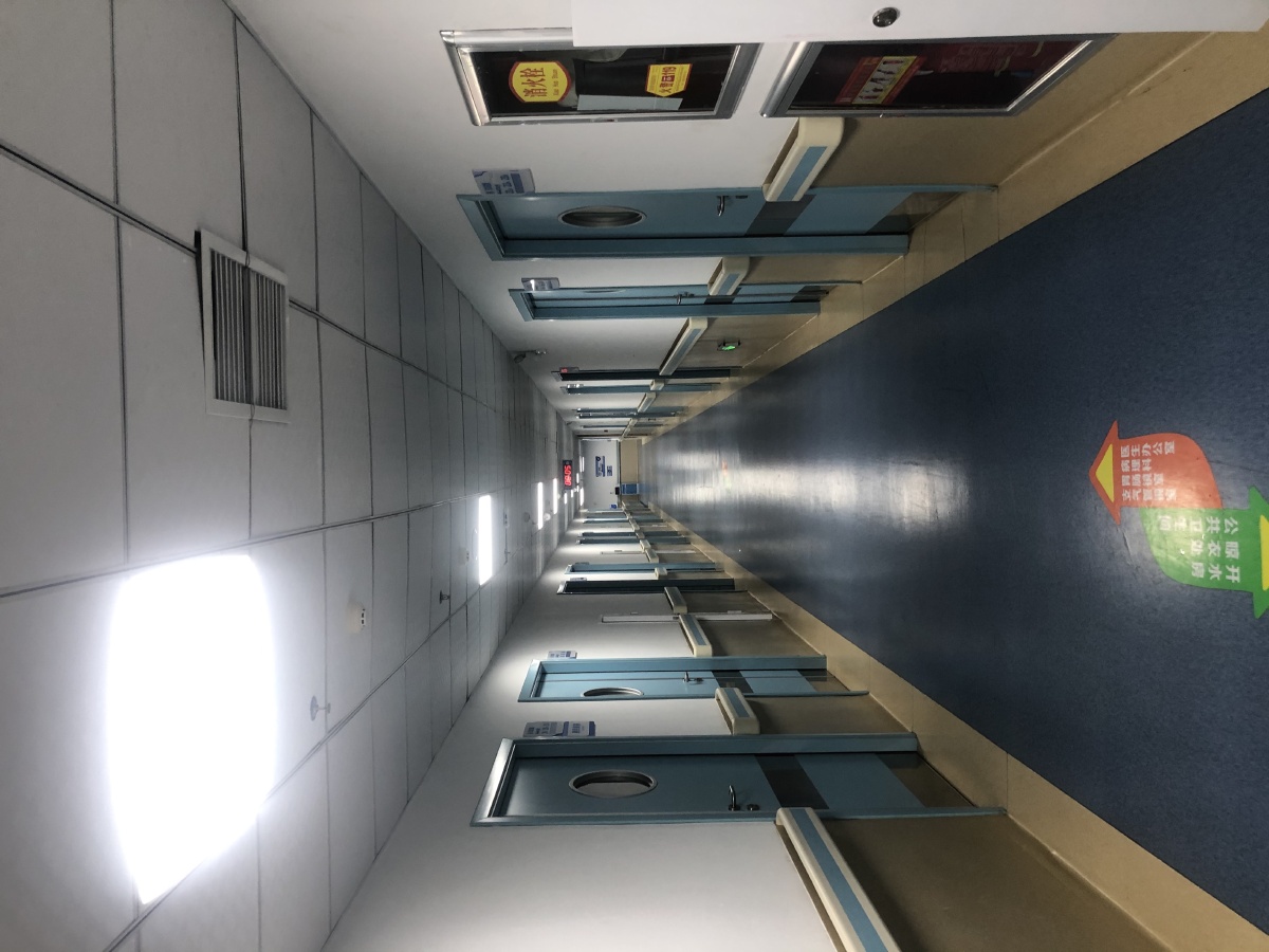 谁又行走这走廊只不过是为了自己罢了