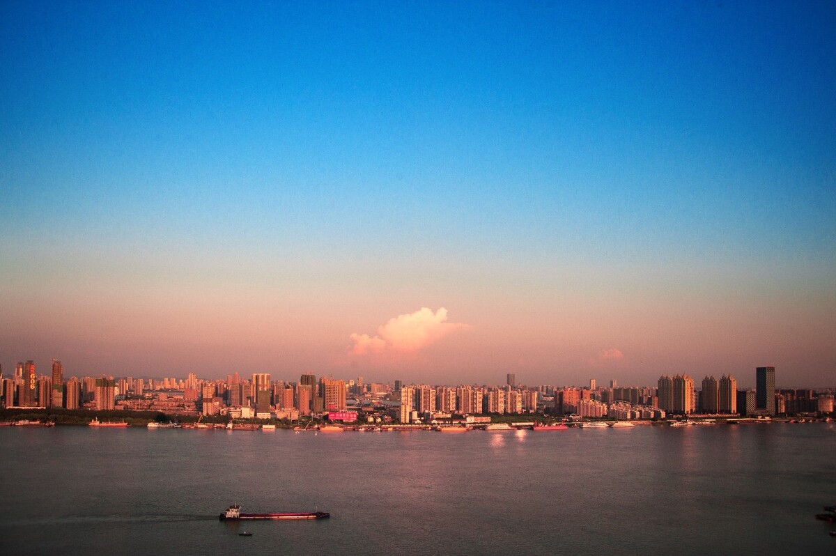 站得高  就是好<br />
