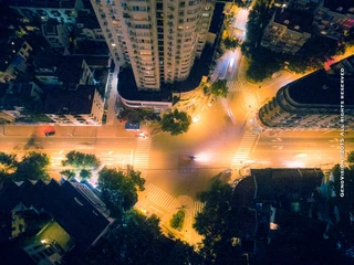 交叉路口 The crossroads