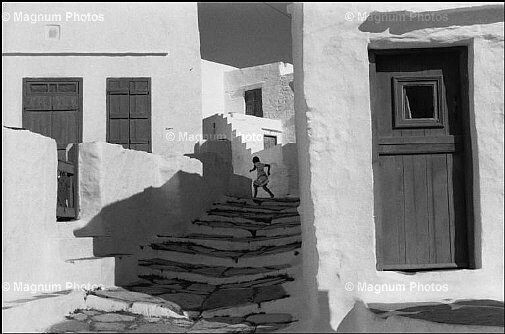 Henri Cartier-Bresson_Grecia, isola di Siphnos<br />
