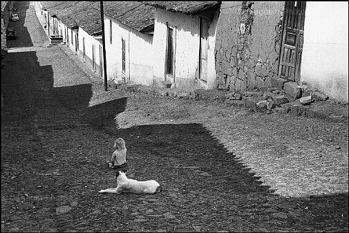 Henri Cartier-Bresson_Messico, Patzcuaro -1<br />
