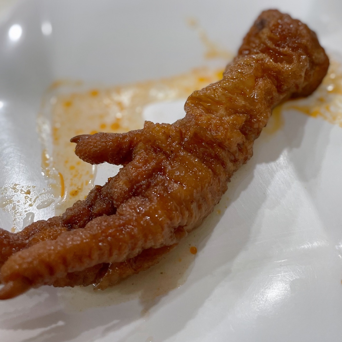 盘子中的肉的特写鸡爪真的好好吃 - 国际甜心zokki - 图虫