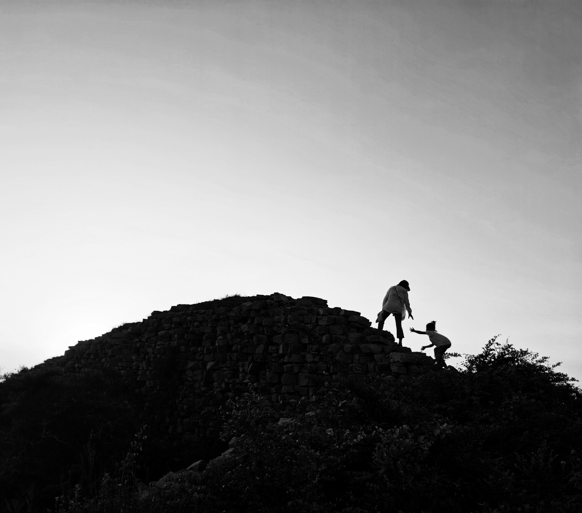 宝贝妈妈拉你一把