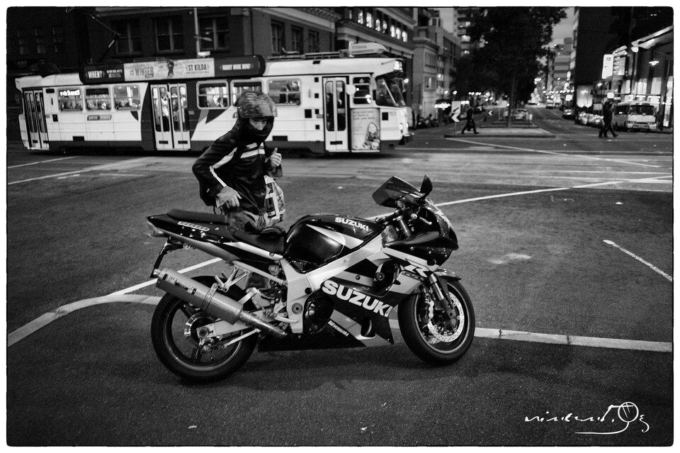Motorbike<br />
