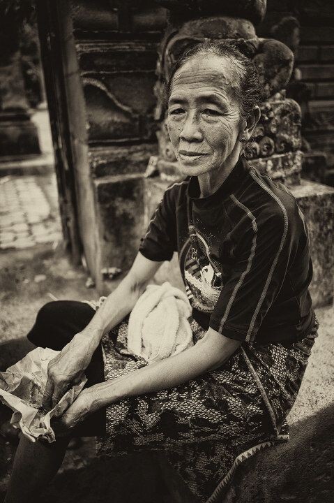 Indonesia Lady<br />
每次都会带着谦卑和尊重的态度去拍这样的人物