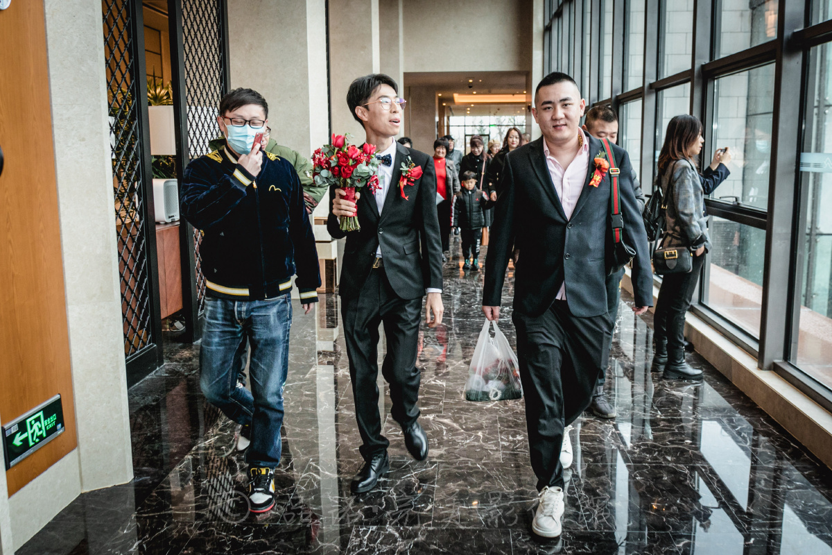 为8090年代青春时期的网红鼻祖双喜哥记录婚礼祝福