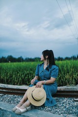 001