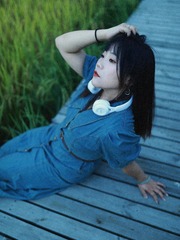 001
