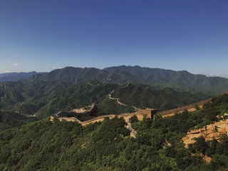 70C1AF17-3E1F-43F6-BF10-C7B83218A23A/L0/001