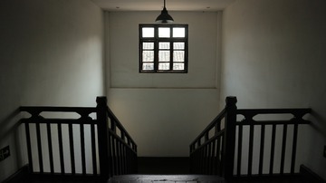 1548689