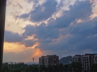 3651CEE6-8388-4EF7-9BD2-E078D8D98525/L0/001