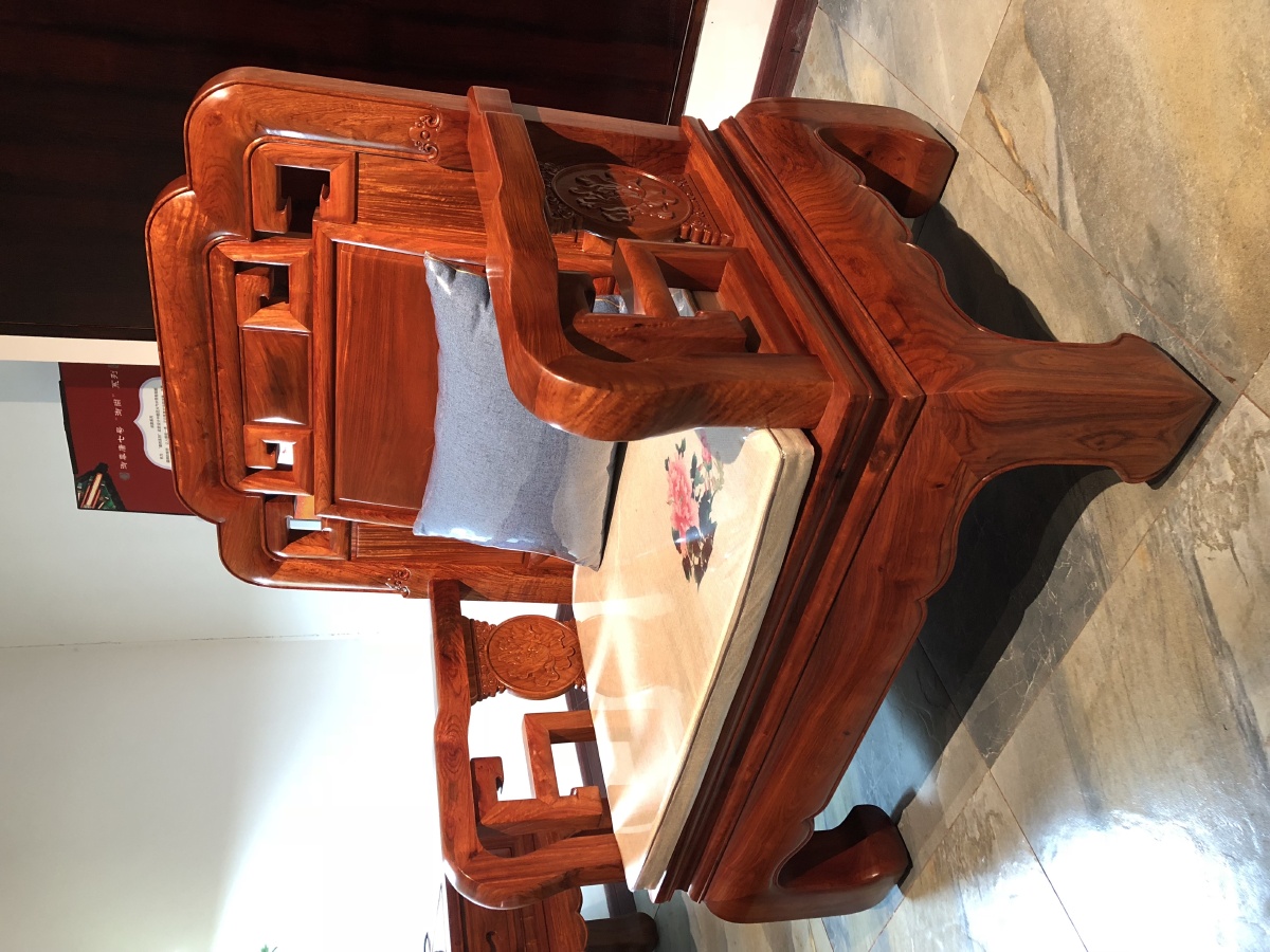 缅甸花梨木国色天香二代东阳红木沙发