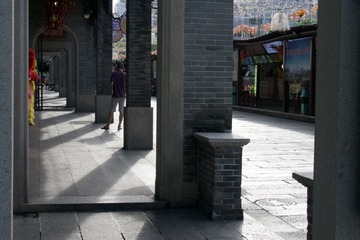 325F53A4-F425-40A4-B3D4-B0A39371FBB5/L0/001