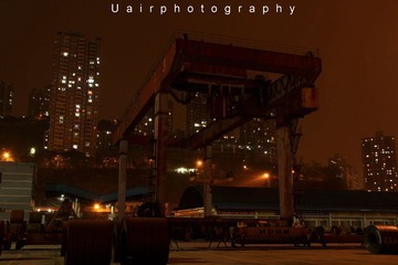 九龙港重型吊车.jpg