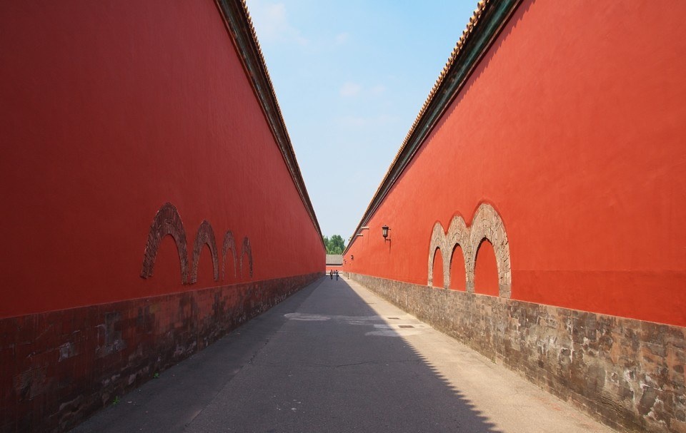 故宫的城墙 br /> its a long long way and time up there.