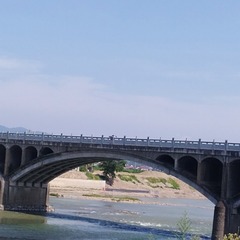 1623325