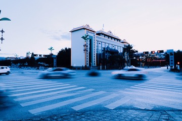 3DF766D5-F490-41AD-8A82-F466498552BA/L0/001