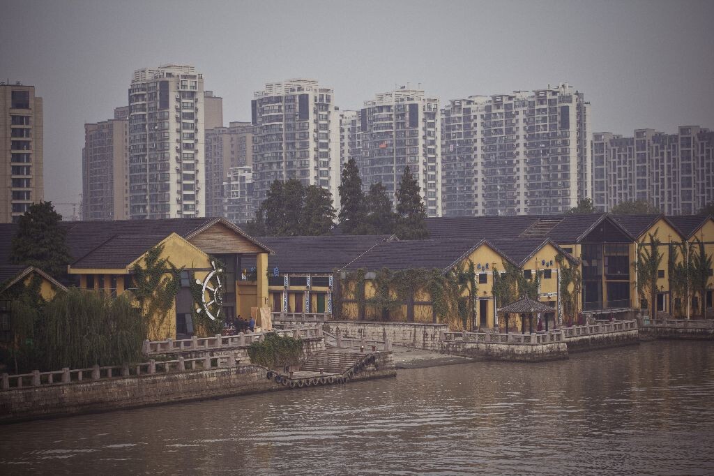 比高电影院<br />
这里是曾经的大河造船厂,也是现在的比高电影院。记得小时候如果没点关系,还不能随便进去。