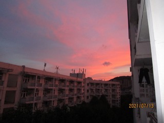 F65EB234-DEC4-4657-88CB-5F1C147D39D0/L0/001