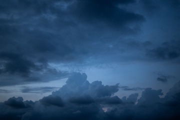 4B7BB96A-DD37-41E7-924C-19B61C0E7B2C/L0/001