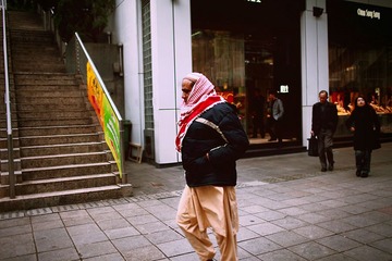 路过