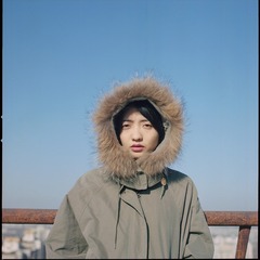 002