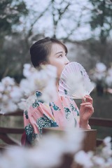 001