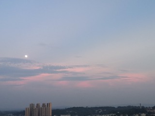 1105502