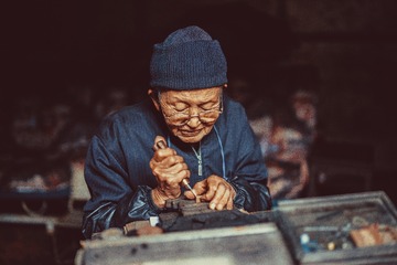 107389