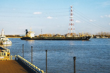 973018