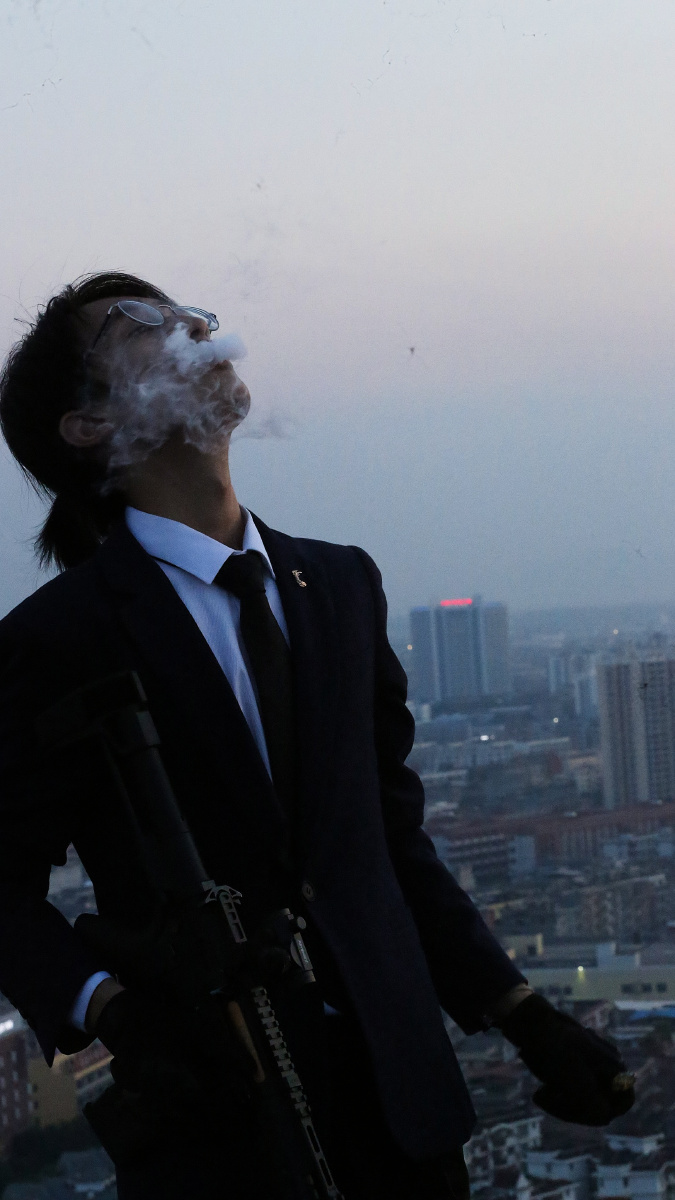 西装暴徒