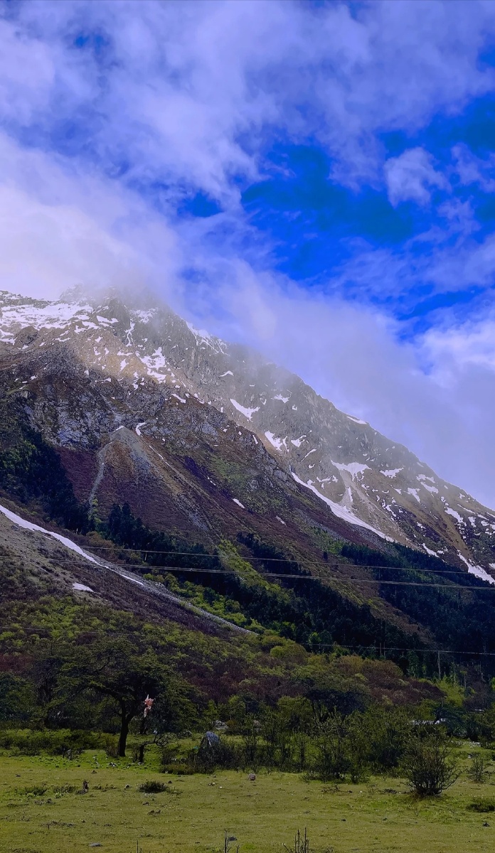 人间仙境嘎隆拉冰川