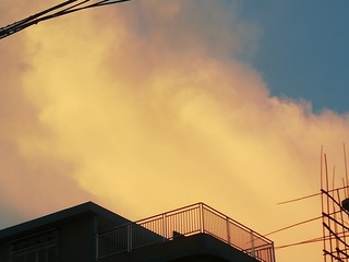 1056410