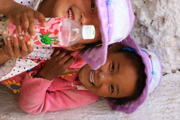 Children in Tashilhunpo Monastery