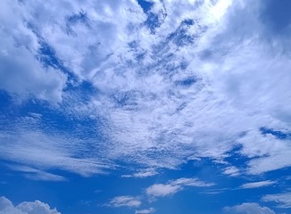 112348
