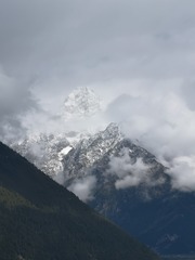 18839
