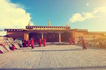 松赞林寺