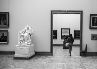 L1320370