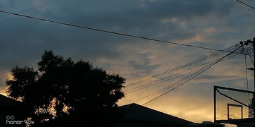 258041