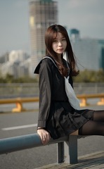 001