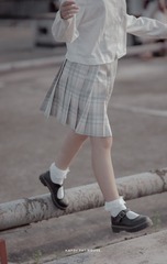 713383