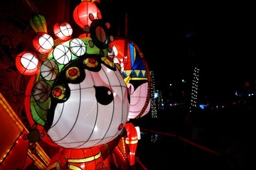 人形花灯