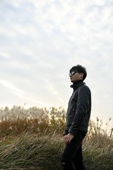 001