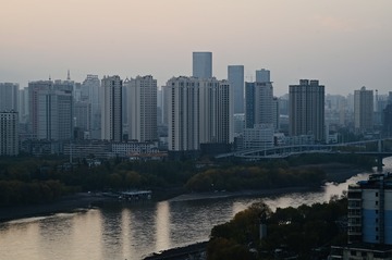 57100803-6AD8-4D3F-A02D-4527CA8B7B1A/L0/001