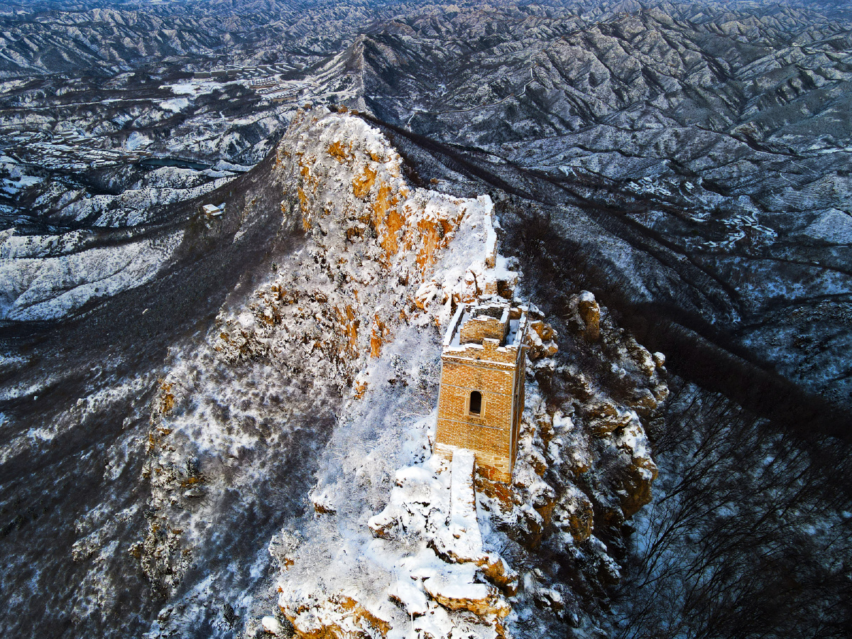 司马台长城雪后